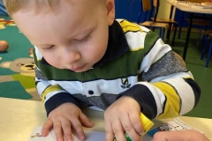 Maluszki ćwiczą zdolności manualne i rozwijają umiejętności matematyczne